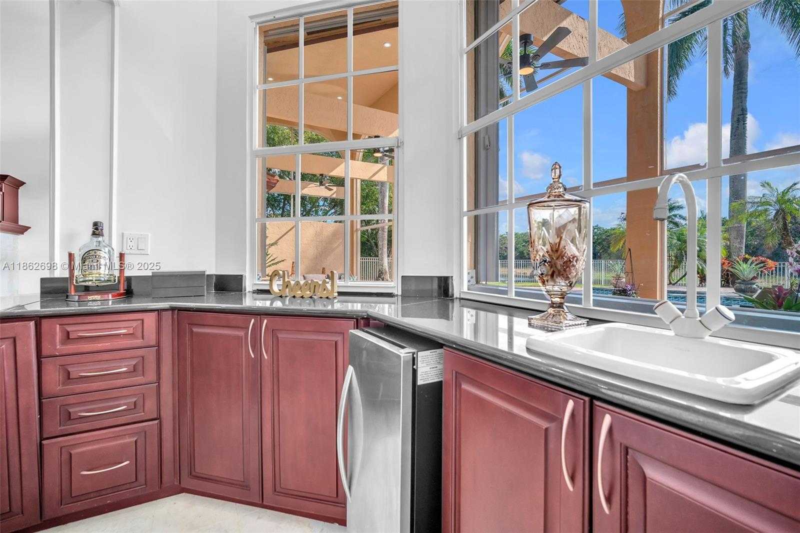 Small Image of 3855 WINDMILL LAKE RD, Weston Number 34