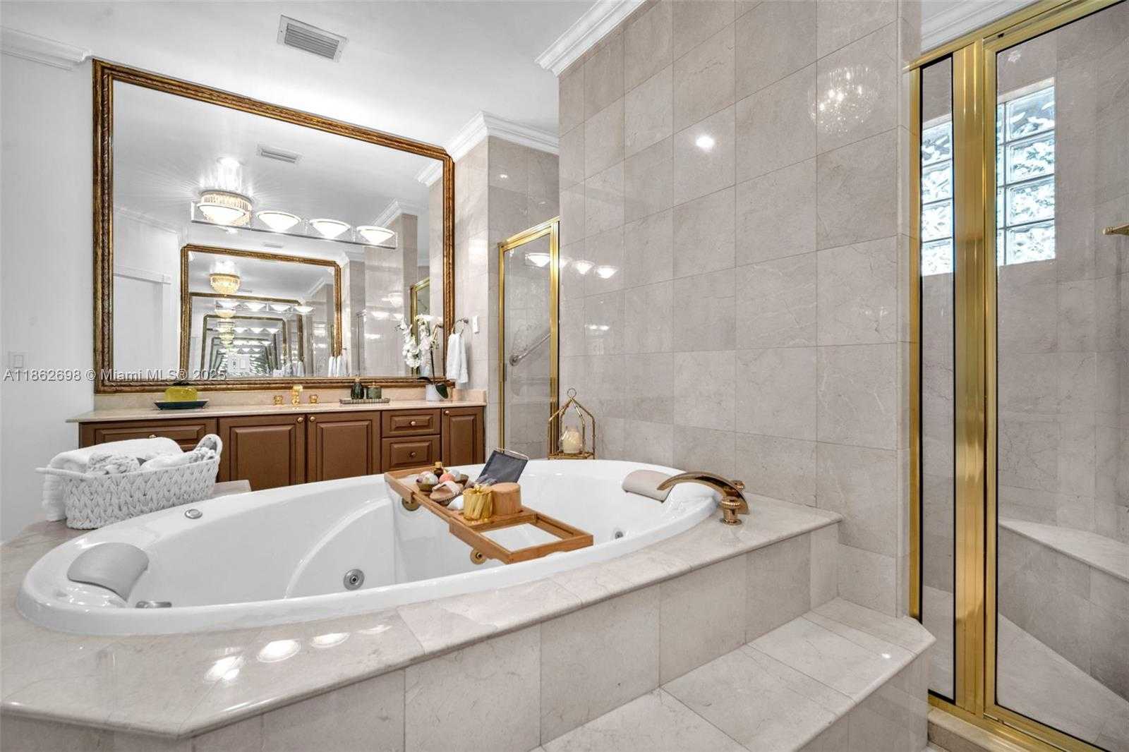 Small Image of 3855 WINDMILL LAKE RD, Weston Number 43