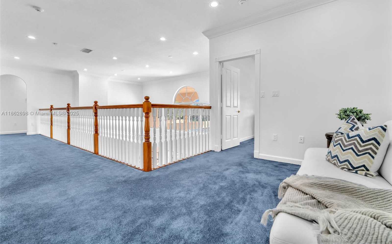 Small Image of 3855 WINDMILL LAKE RD, Weston Number 49