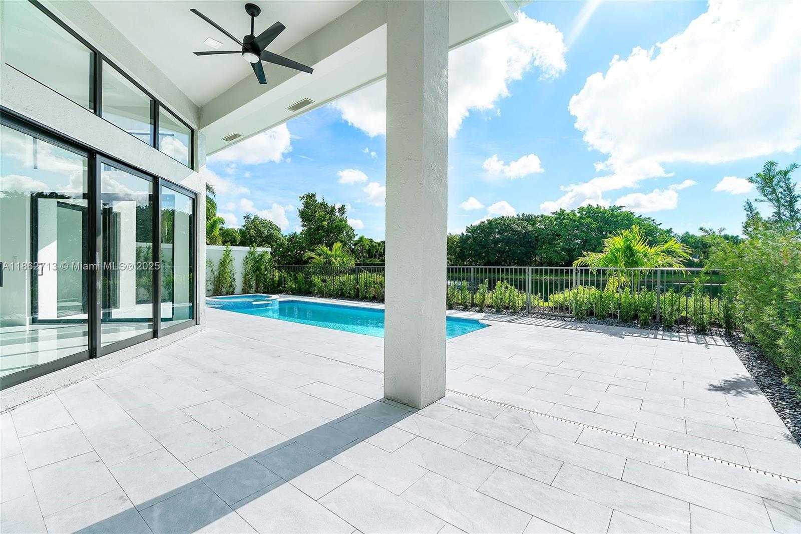 Small Image of 118 EMERALD KEY LN, Palm Beach Gardens Number 18