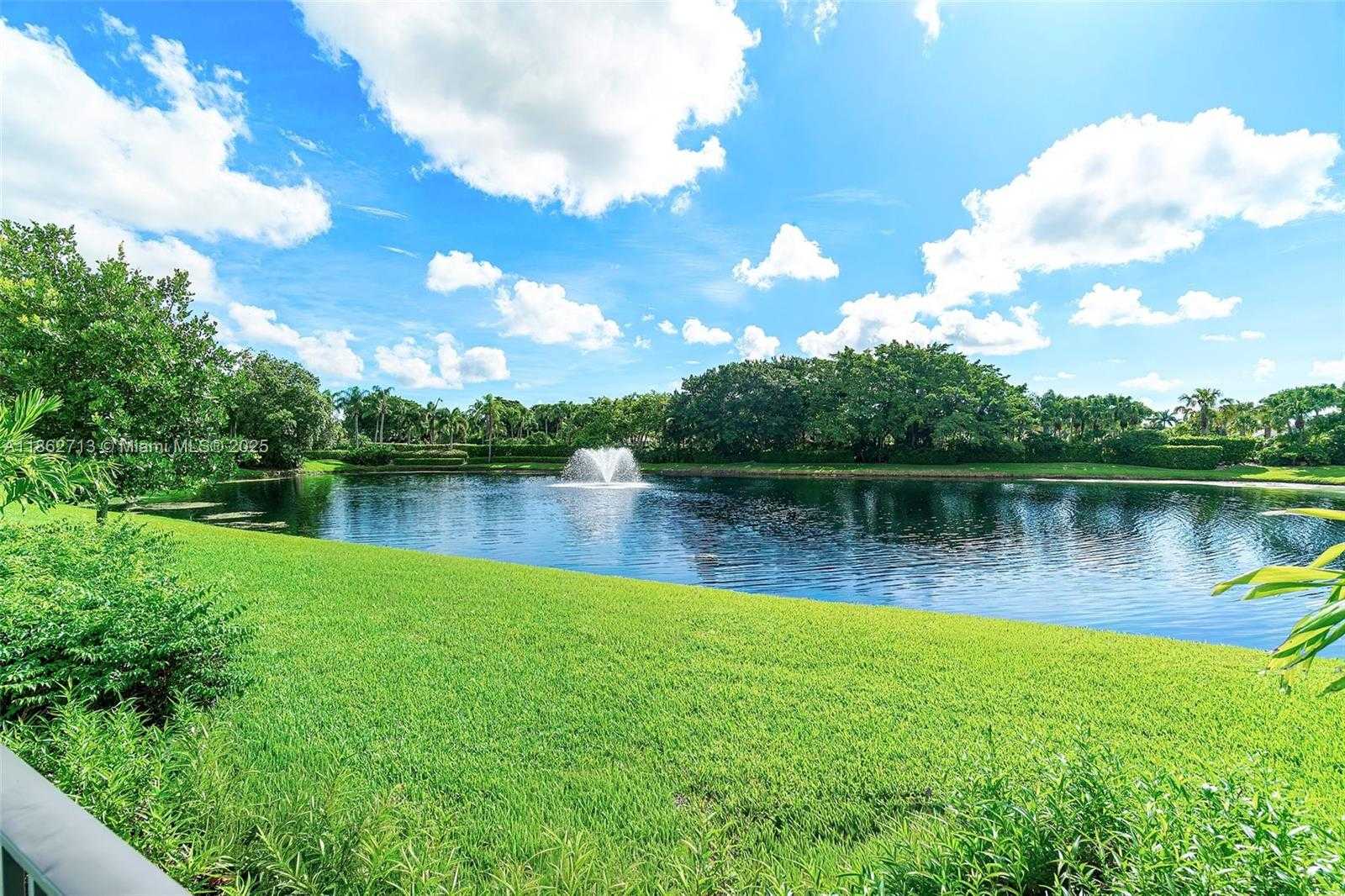 Small Image of 118 EMERALD KEY LN, Palm Beach Gardens Number 20