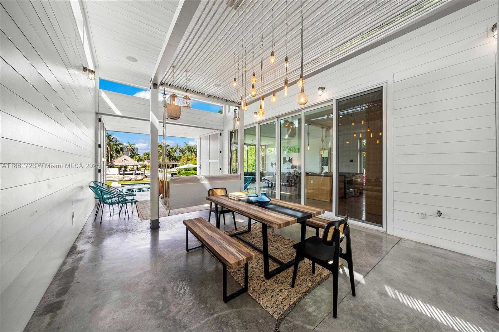 Small Image of 1000 NORTH EAST LITTLE RIVER DR, Miami Number 17