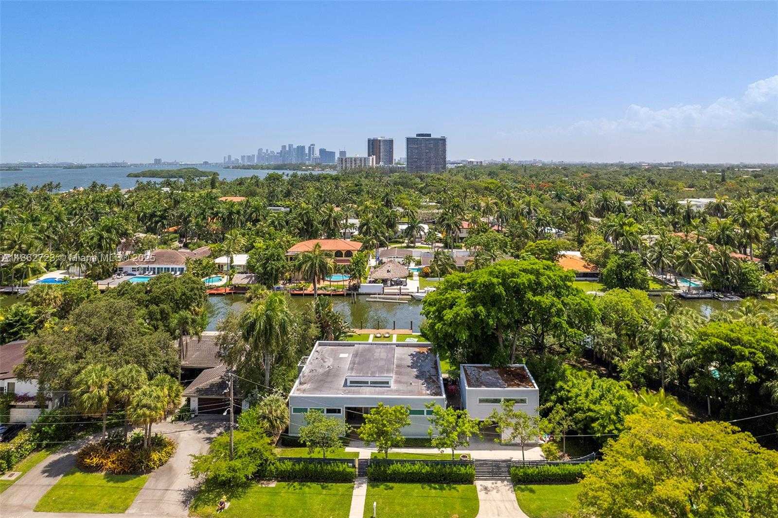 Small Image of 1000 NORTH EAST LITTLE RIVER DR, Miami Number 91