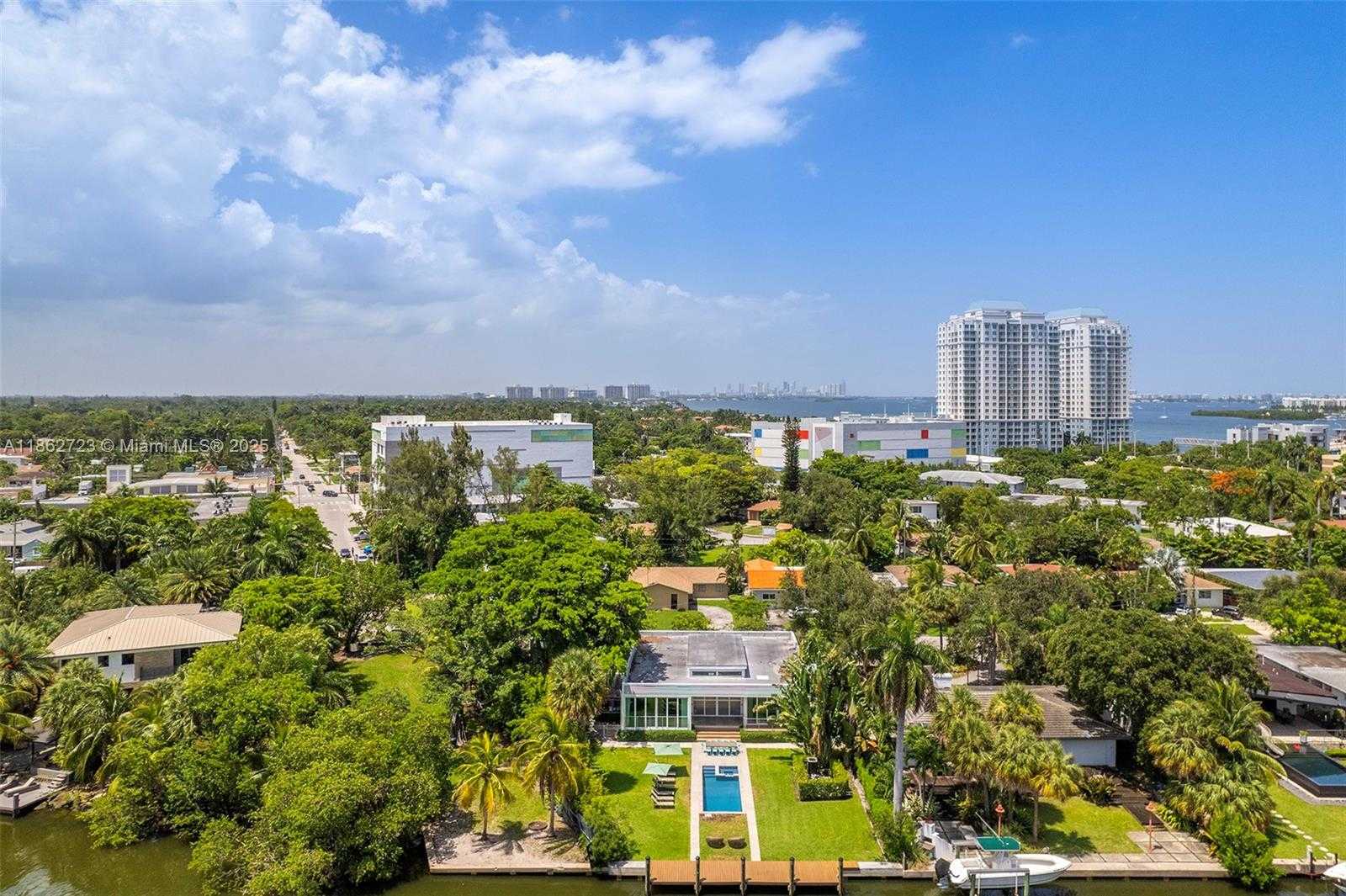 Small Image of 1000 NORTH EAST LITTLE RIVER DR, Miami Number 96