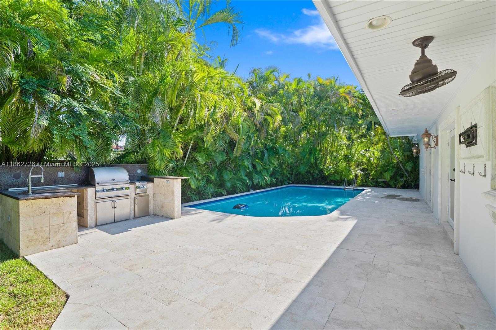 Small Image of 6841 SOUTH WEST 48TH ST, Miami Number 17