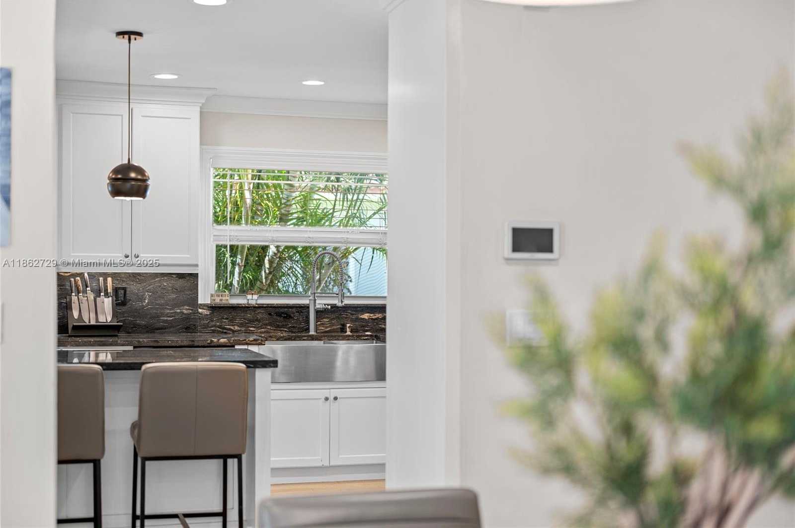 Small Image of 1426 TYLER ST, Hollywood Number 14