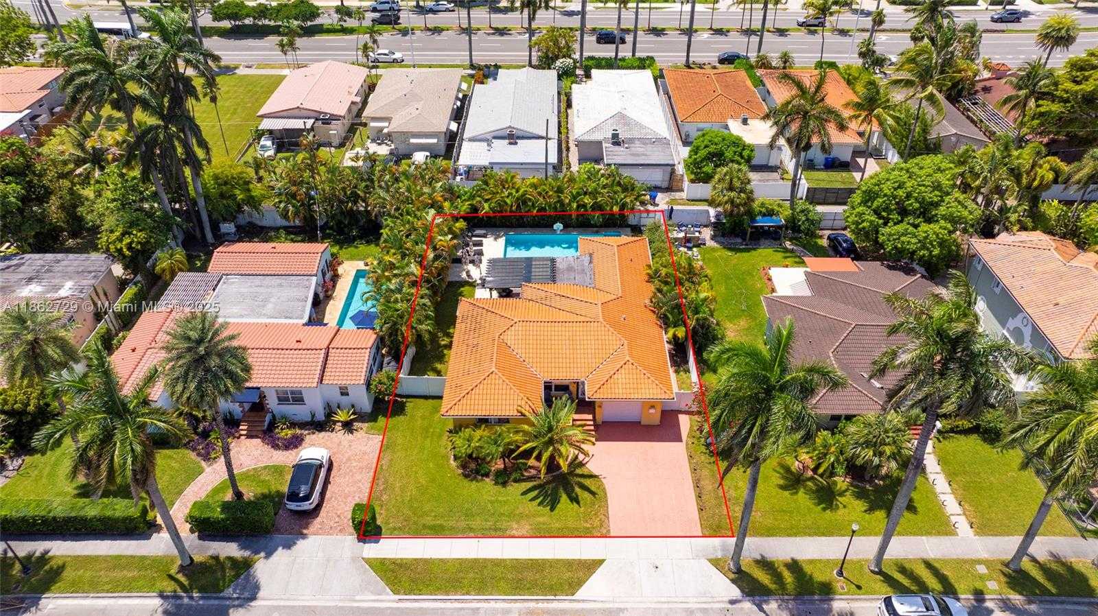 Small Image of 1426 TYLER ST, Hollywood Number 48