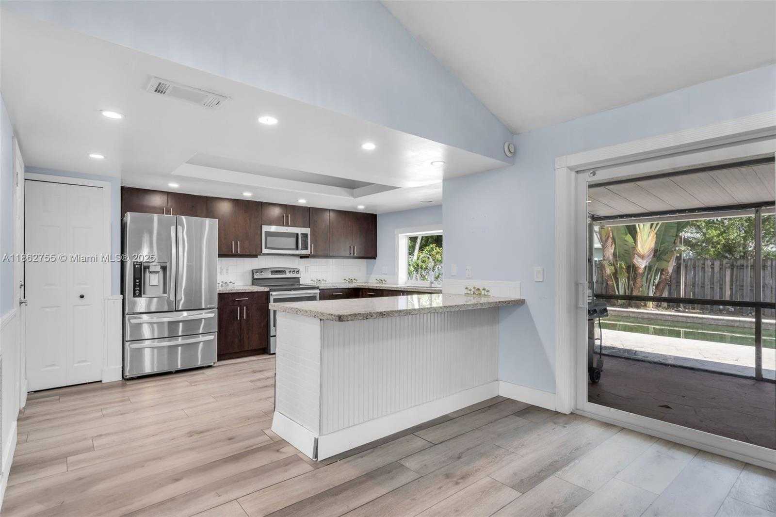 Small Image of 11087 NORTH WEST 24TH ST, Sunrise Number 11