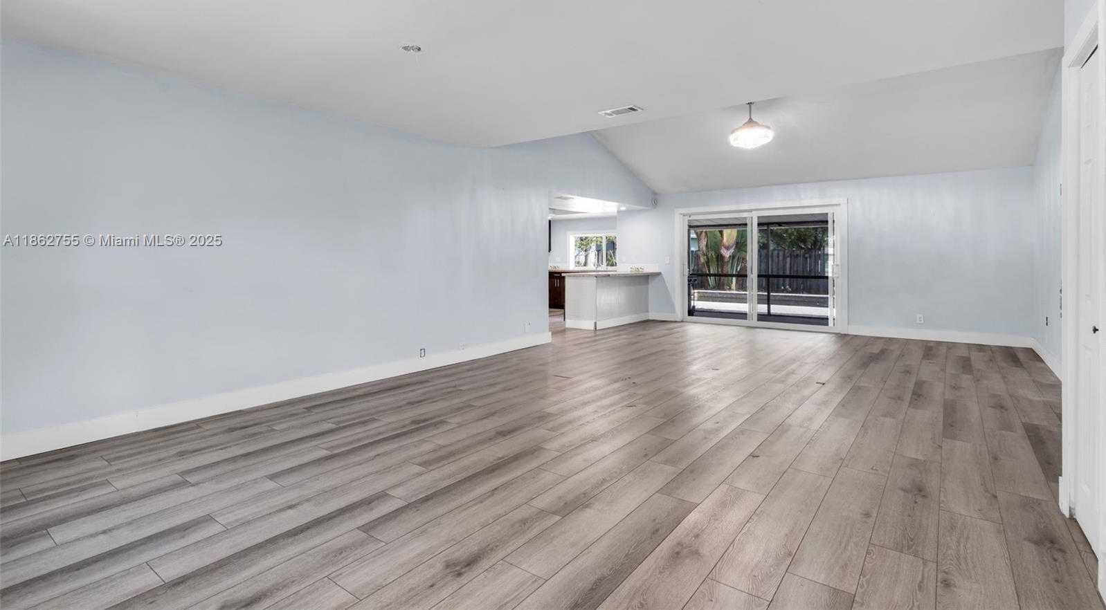 Small Image of 11087 NORTH WEST 24TH ST, Sunrise Number 4