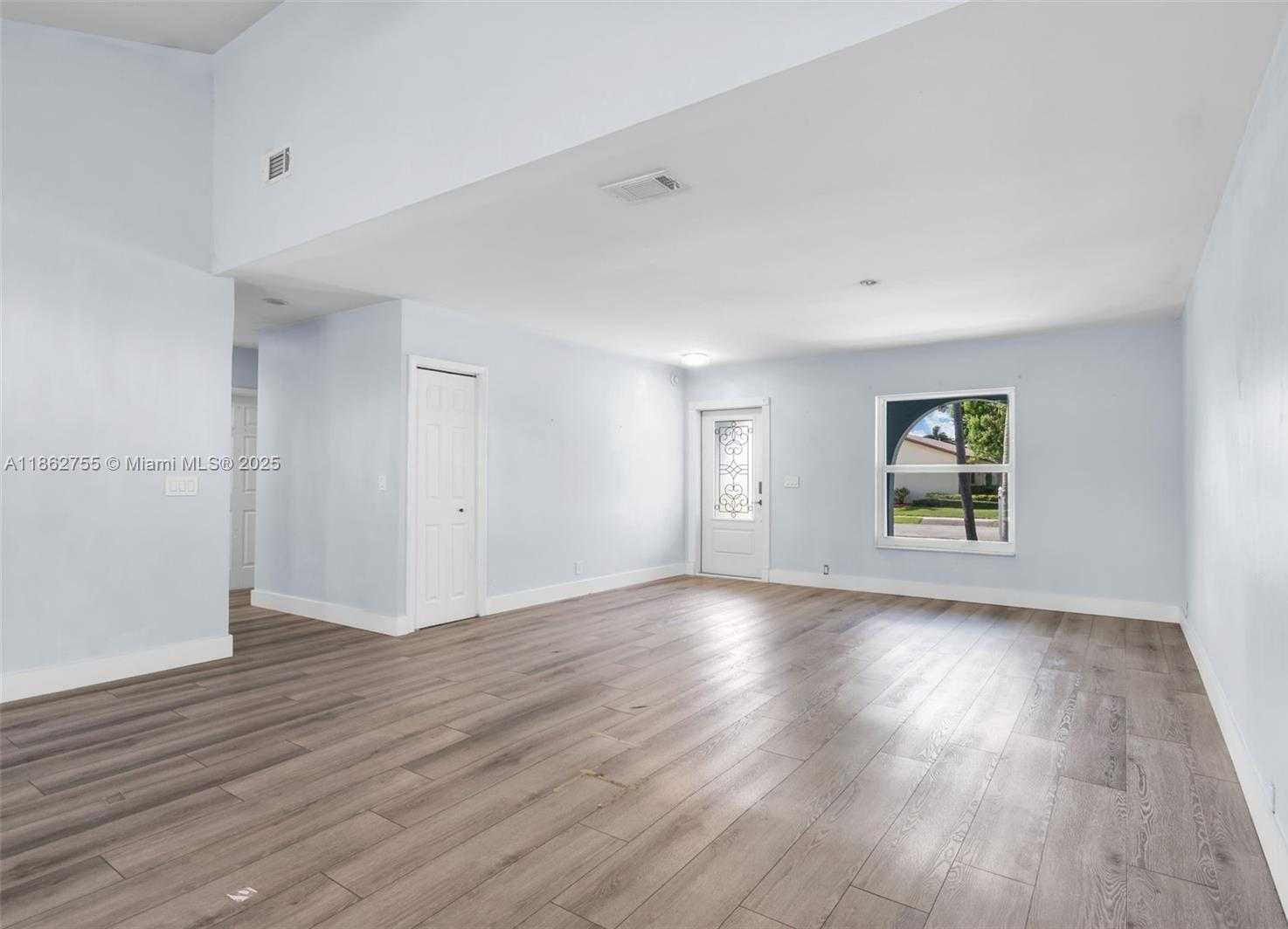 Small Image of 11087 NORTH WEST 24TH ST, Sunrise Number 6