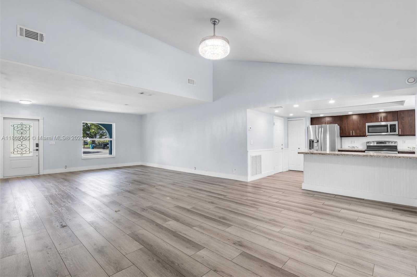 Small Image of 11087 NORTH WEST 24TH ST, Sunrise Number 9