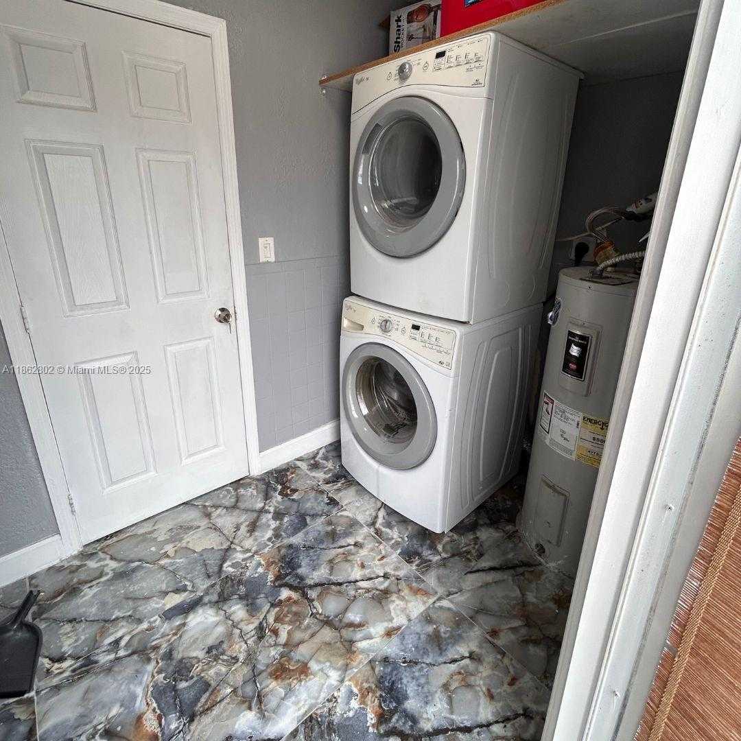 Small Image of 221 NORTH EAST 24TH ST, Pompano Beach Number 6