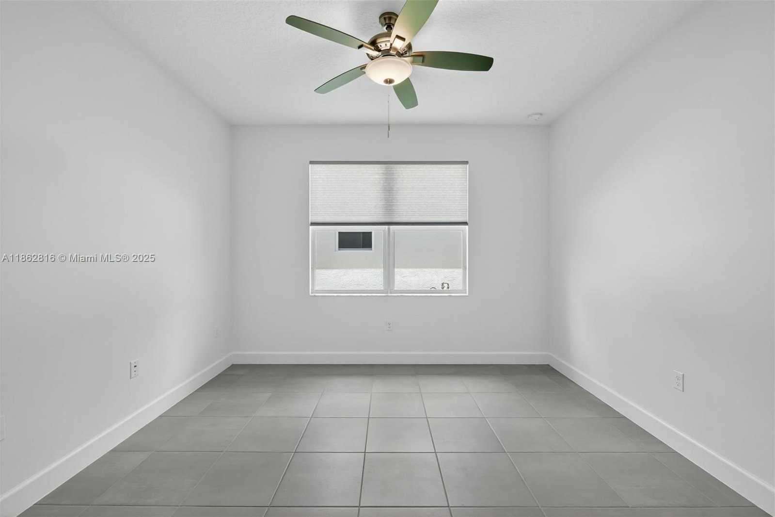 Small Image of 11396 SOUTH WEST WILLOW LN, Port St. Lucie Number 23