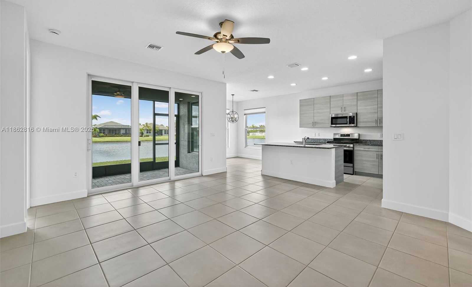 Small Image of 11396 SOUTH WEST WILLOW LN, Port St. Lucie Number 7
