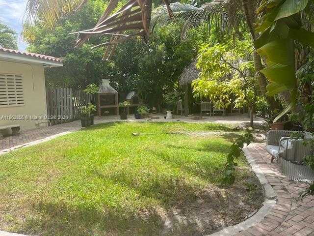 Small Image of 4445 NORTH MICHIGAN AVE, Miami Beach Number 3