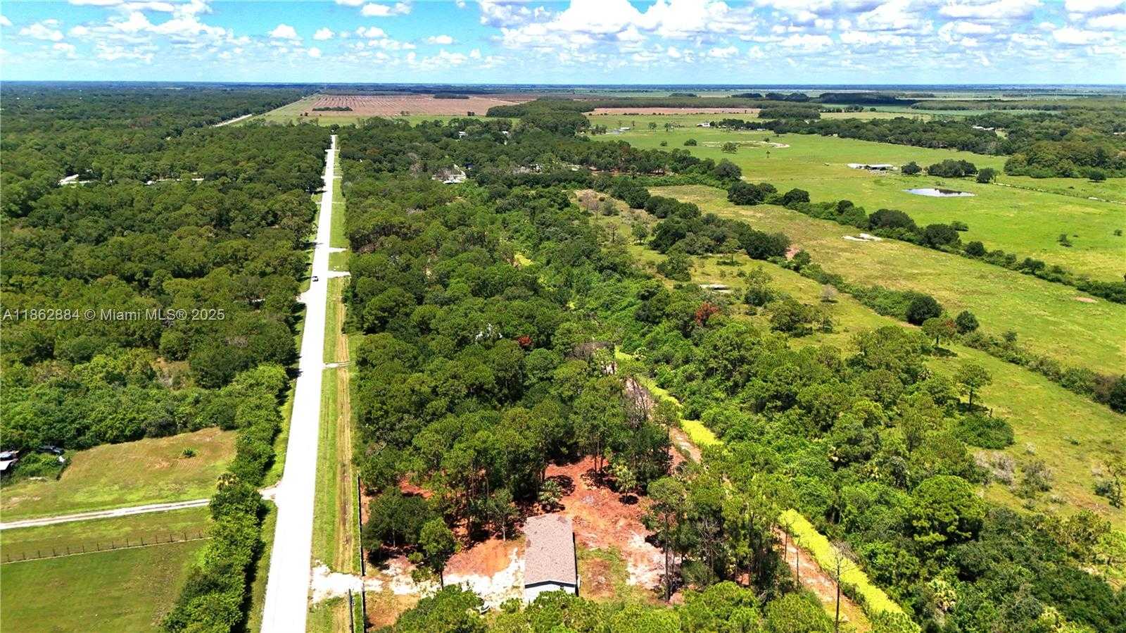 Small Image of 881 WOODLAND BLVD, Clewiston Number 12