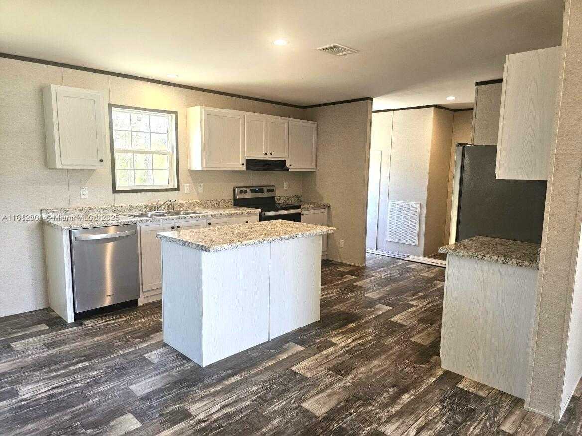 Small Image of 881 WOODLAND BLVD, Clewiston Number 17