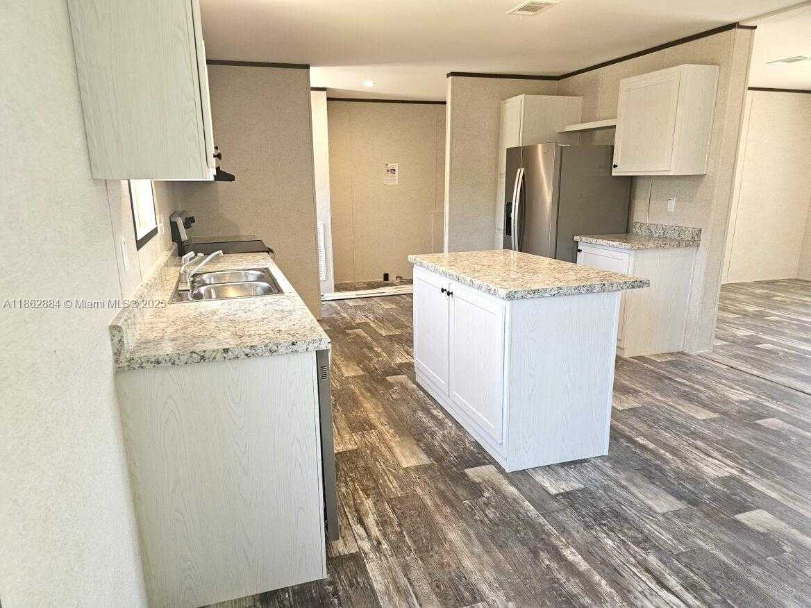 Small Image of 881 WOODLAND BLVD, Clewiston Number 19