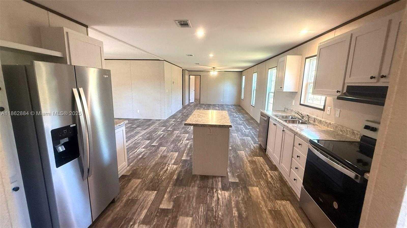 Small Image of 881 WOODLAND BLVD, Clewiston Number 22