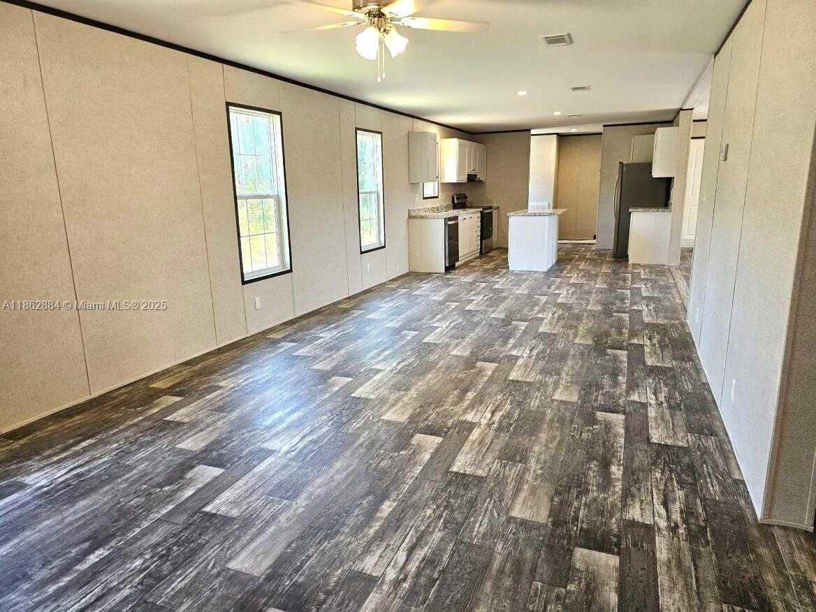 Small Image of 881 WOODLAND BLVD, Clewiston Number 23