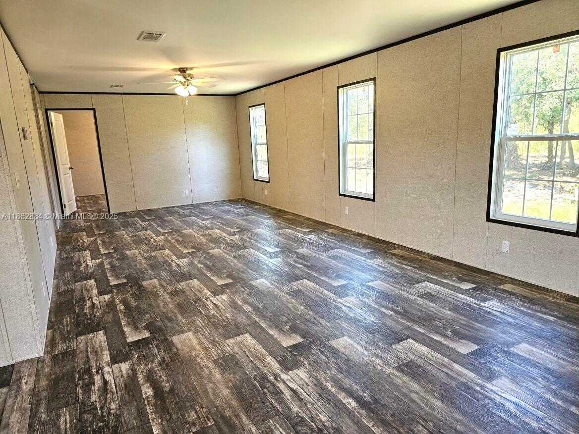 Small Image of 881 WOODLAND BLVD, Clewiston Number 25