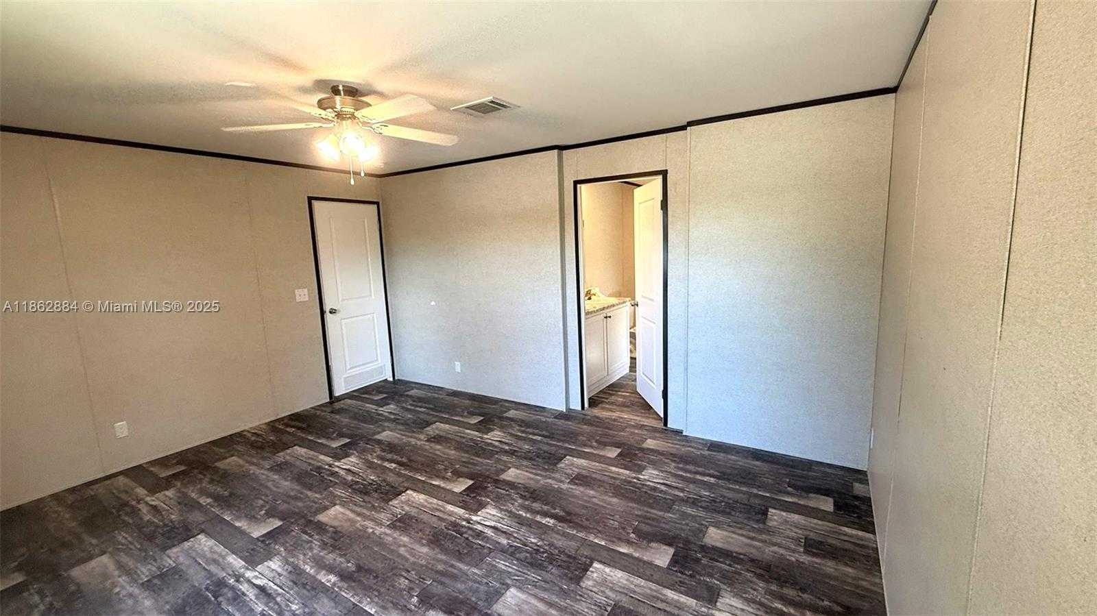 Small Image of 881 WOODLAND BLVD, Clewiston Number 32