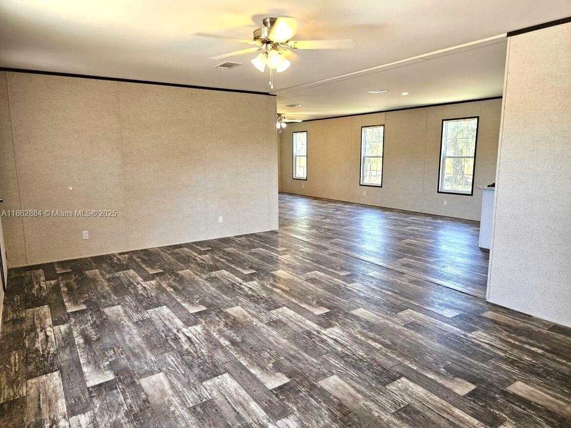 Small Image of 881 WOODLAND BLVD, Clewiston Number 4