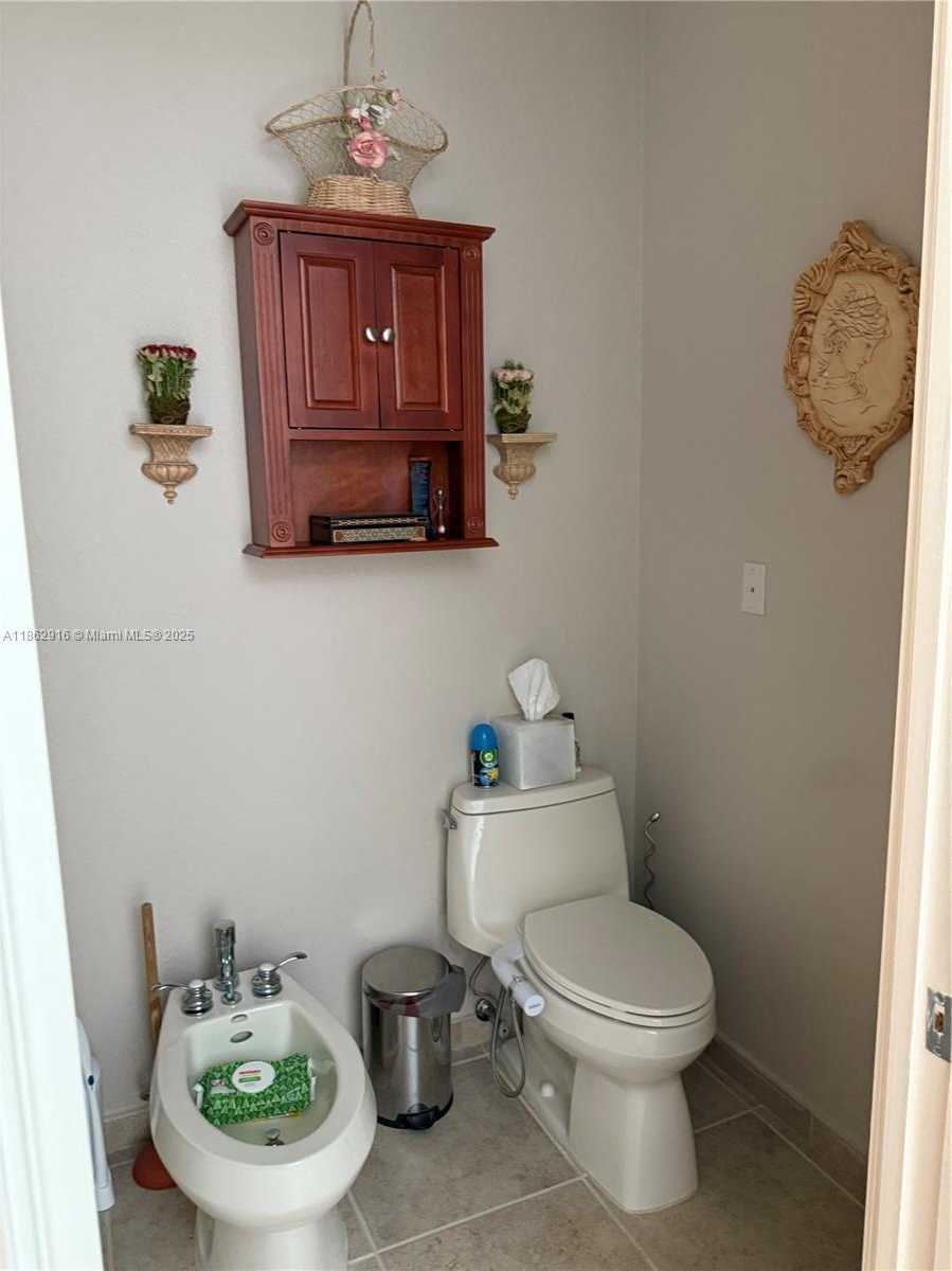 Small Image of 8100 SOUTH WEST 179TH ST, Palmetto Bay Number 32