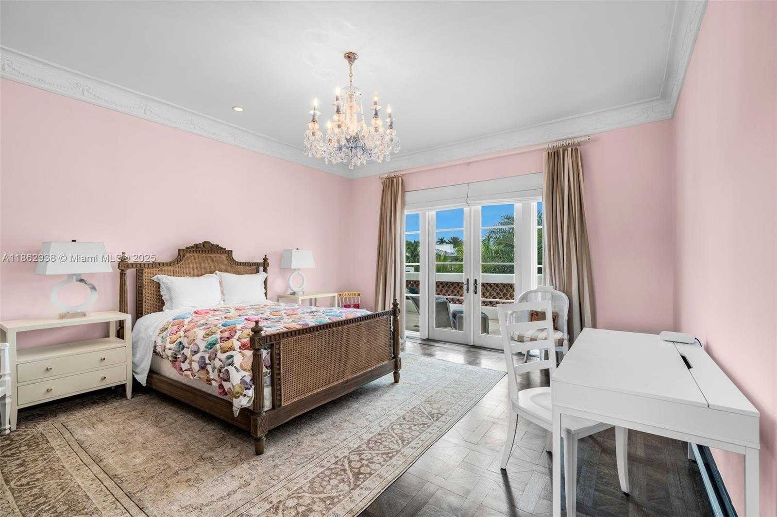 Small Image of 3305 SOUTH MOORINGS WAY, Miami Number 15