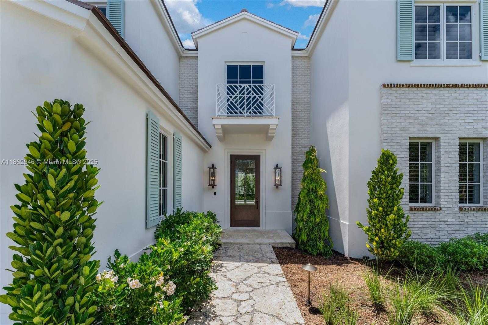 Small Image of 5950 SOUTH WEST 83RD ST, South Miami Number 11