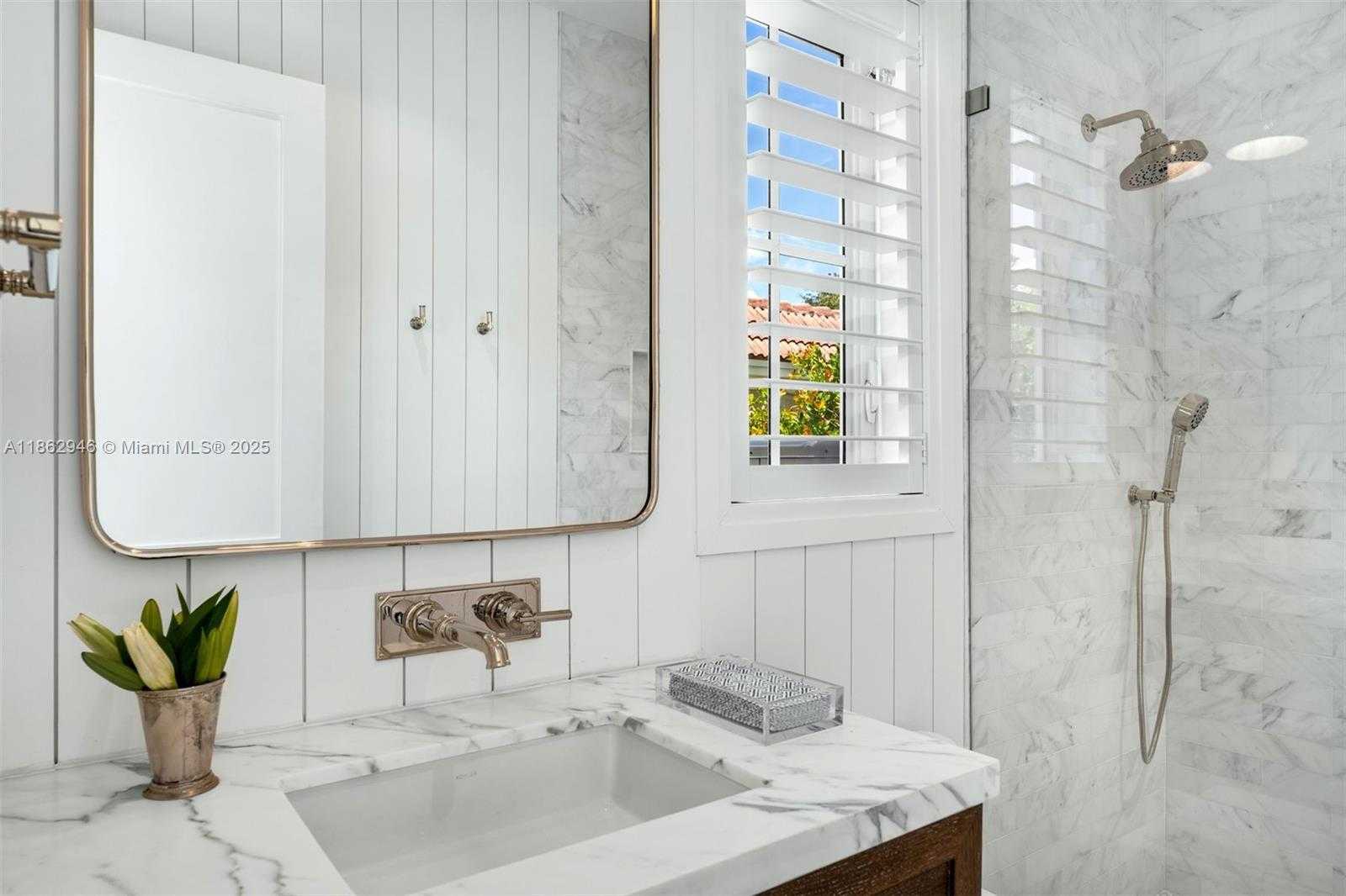 Small Image of 5950 SOUTH WEST 83RD ST, South Miami Number 23