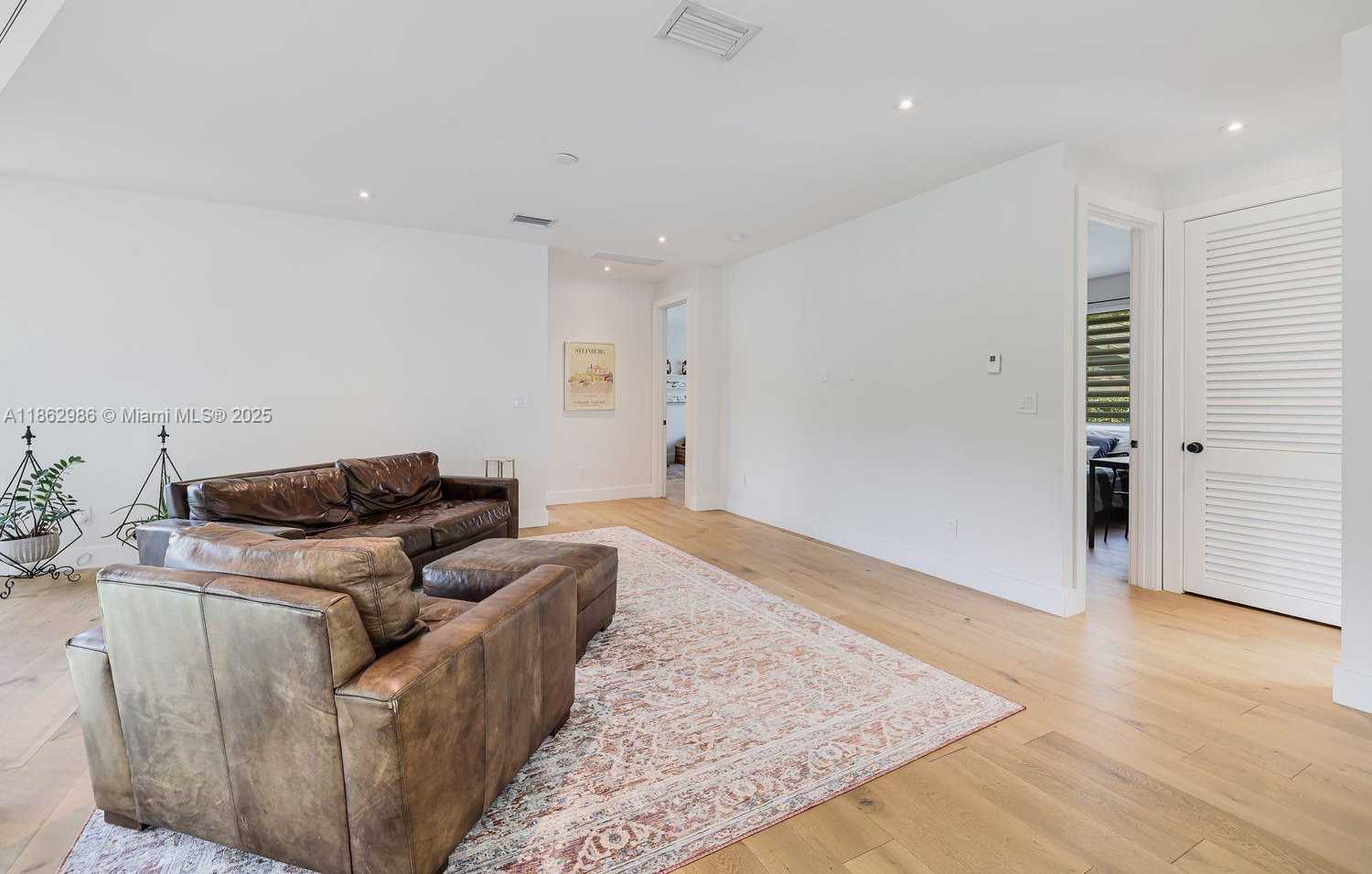 Small Image of 6910 SOUTH WEST 145TH TER, Palmetto Bay Number 47