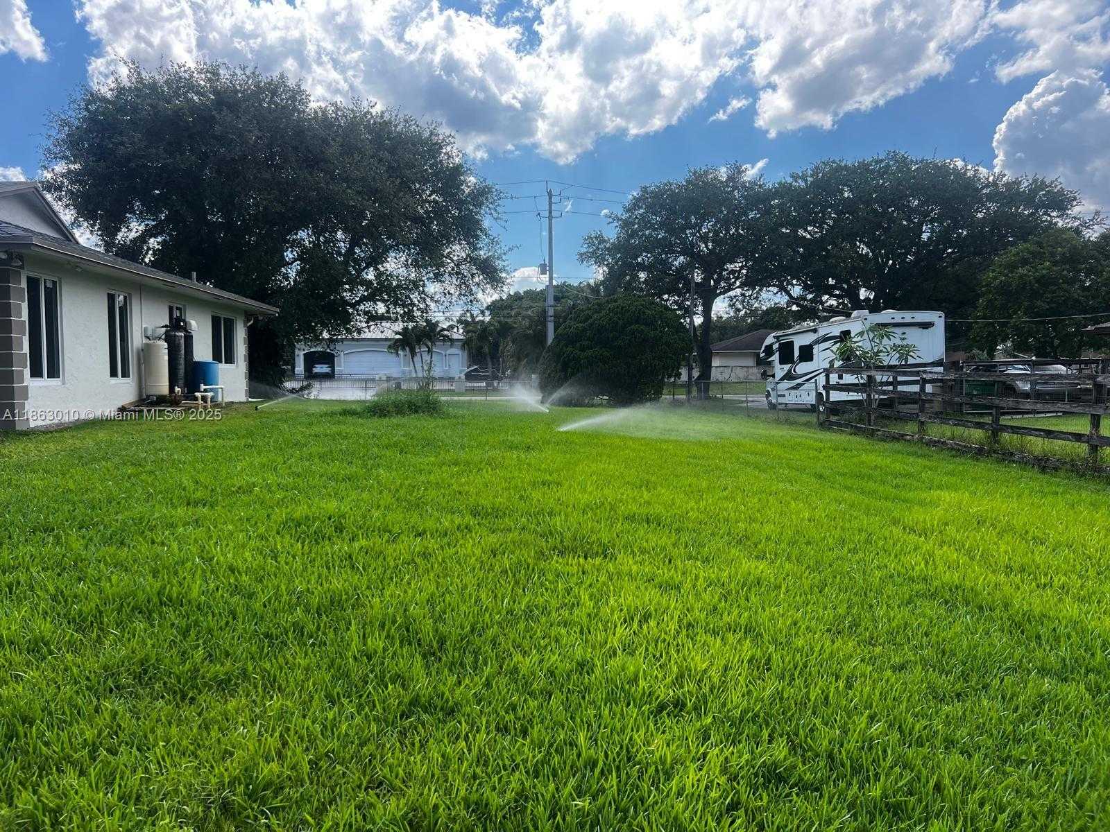 Small Image of 1590 SOUTH WEST 139TH AVE, Davie Number 20