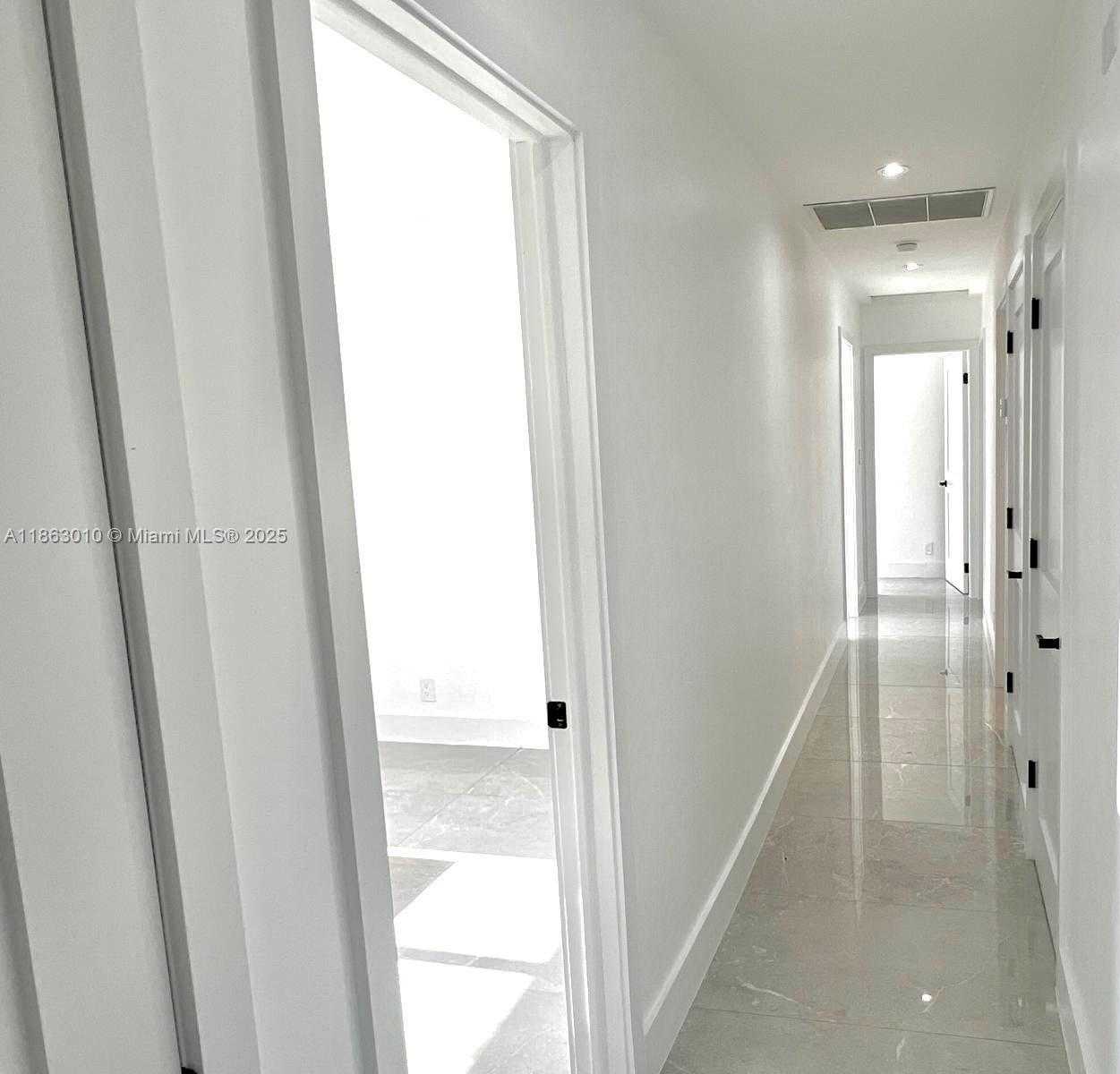 Small Image of 1590 SOUTH WEST 139TH AVE, Davie Number 5