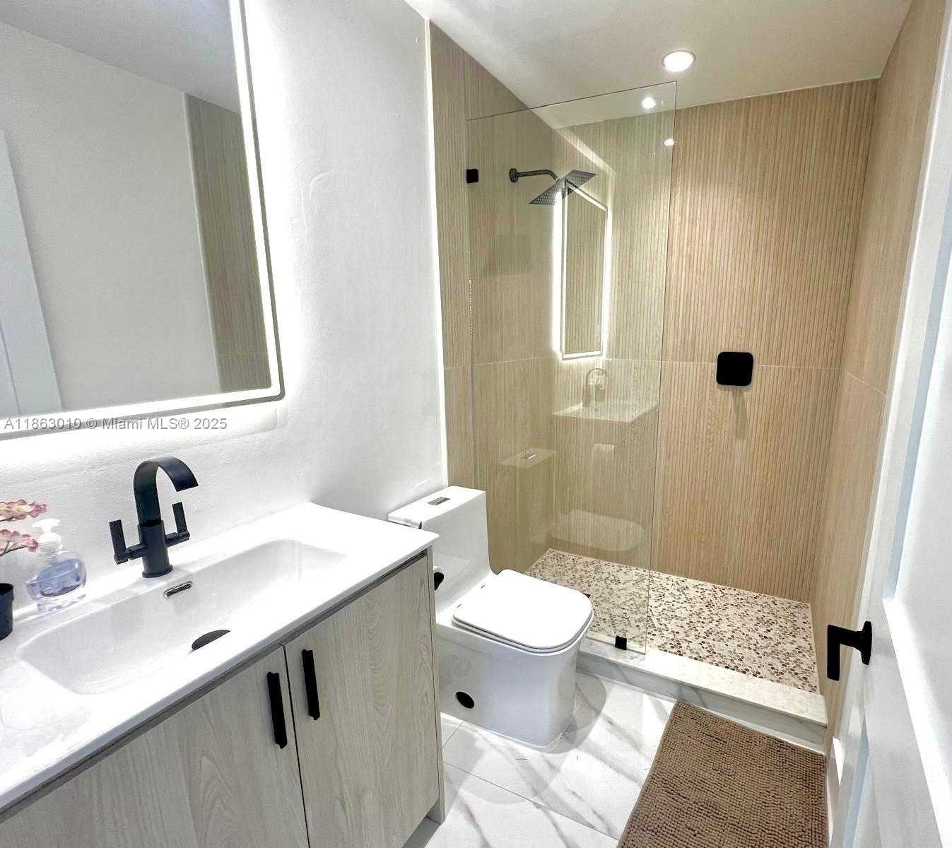Small Image of 1590 SOUTH WEST 139TH AVE, Davie Number 8