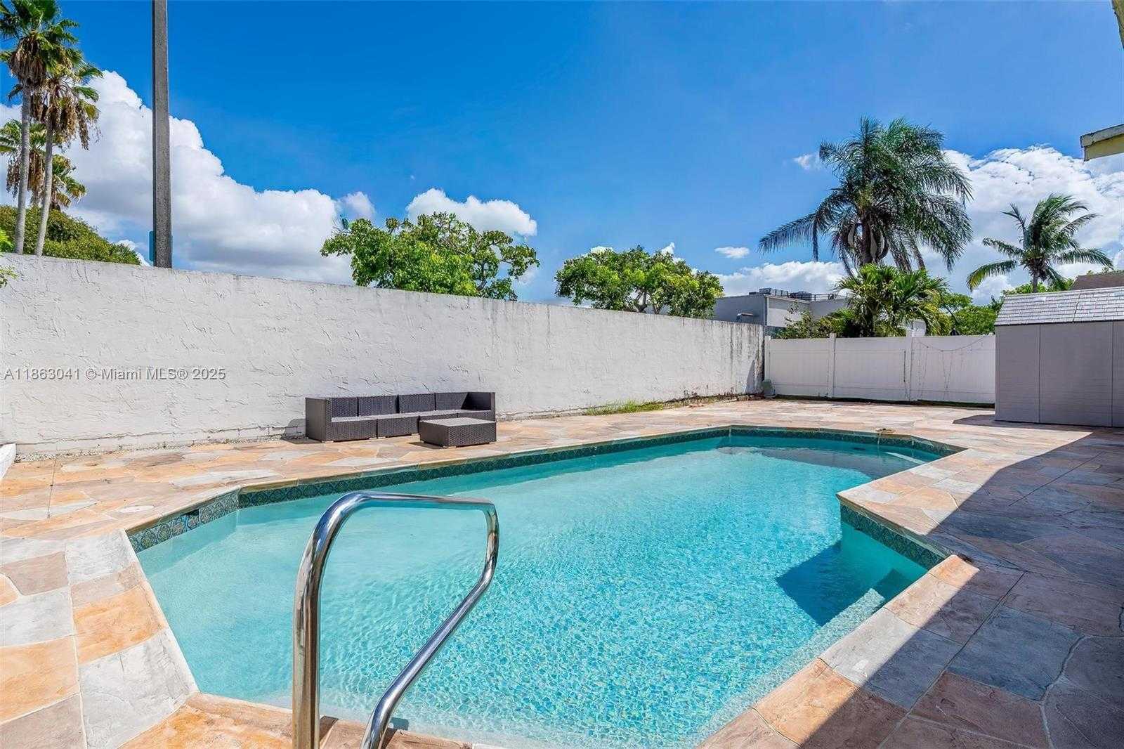 Small Image of 7217 SOUTH WEST 3RD CT, North Lauderdale Number 22
