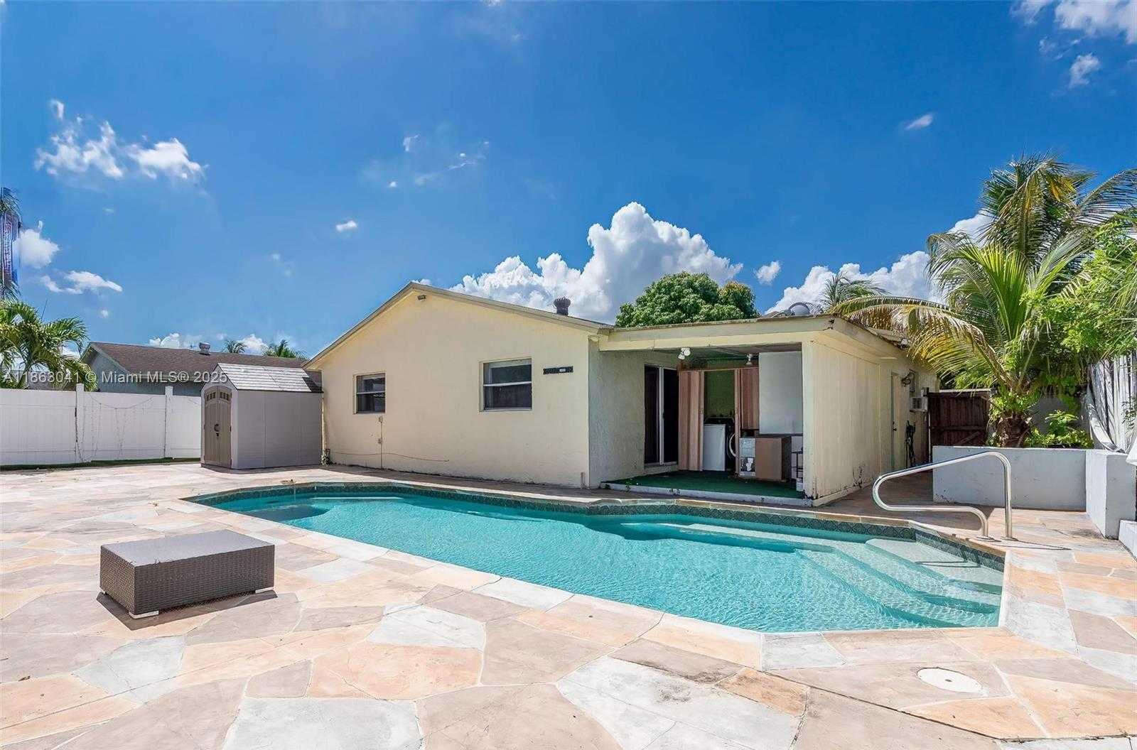 Small Image of 7217 SOUTH WEST 3RD CT, North Lauderdale Number 23