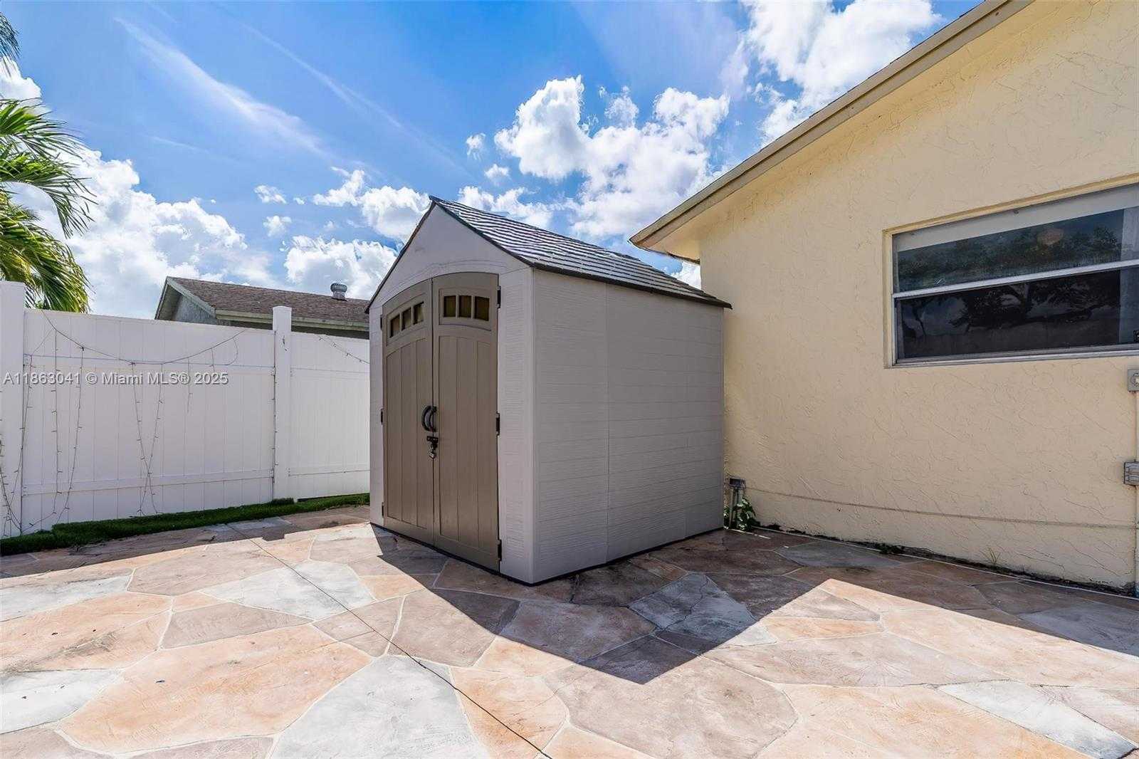 Small Image of 7217 SOUTH WEST 3RD CT, North Lauderdale Number 25