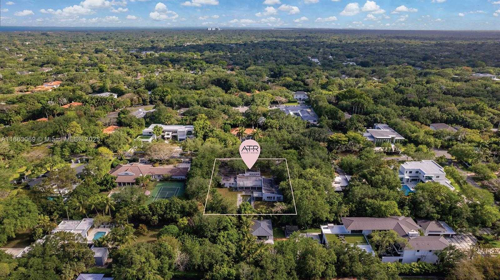Small Image of 6285 SOUTH WEST 98TH ST, Pinecrest Number 2
