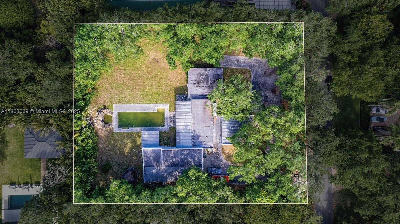 Small Image of 6285 SOUTH WEST 98TH ST, Pinecrest Number 3