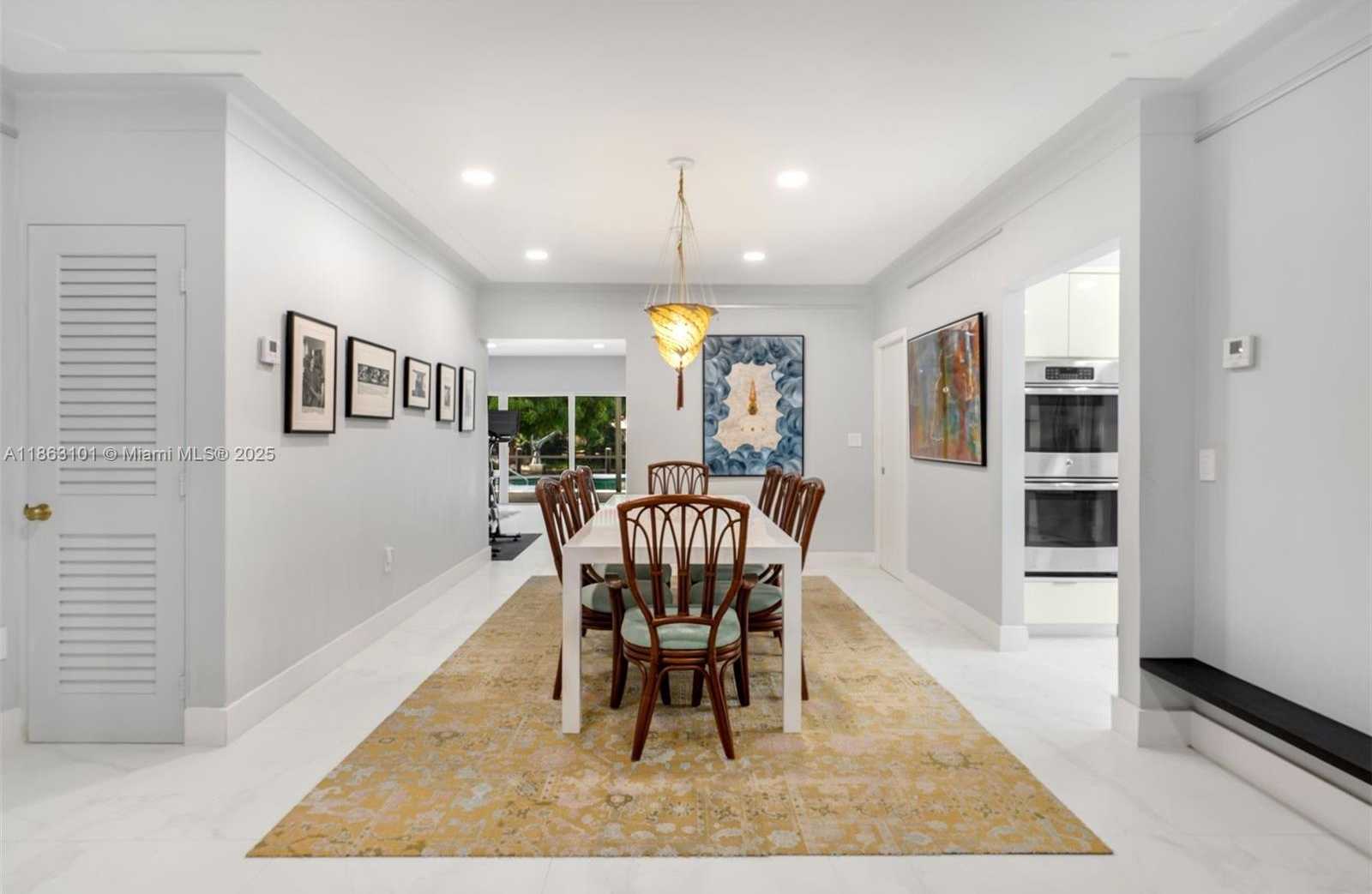 Small Image of 1410 CLEVELAND RD, Miami Beach Number 10