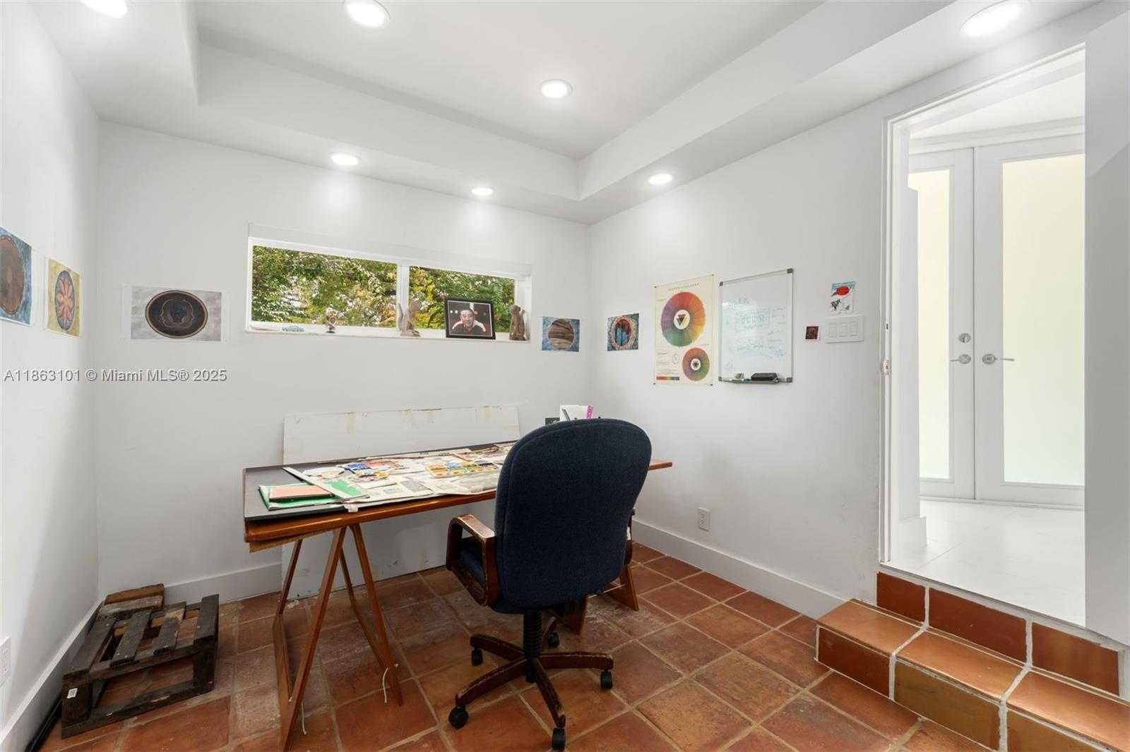 Small Image of 1410 CLEVELAND RD, Miami Beach Number 16