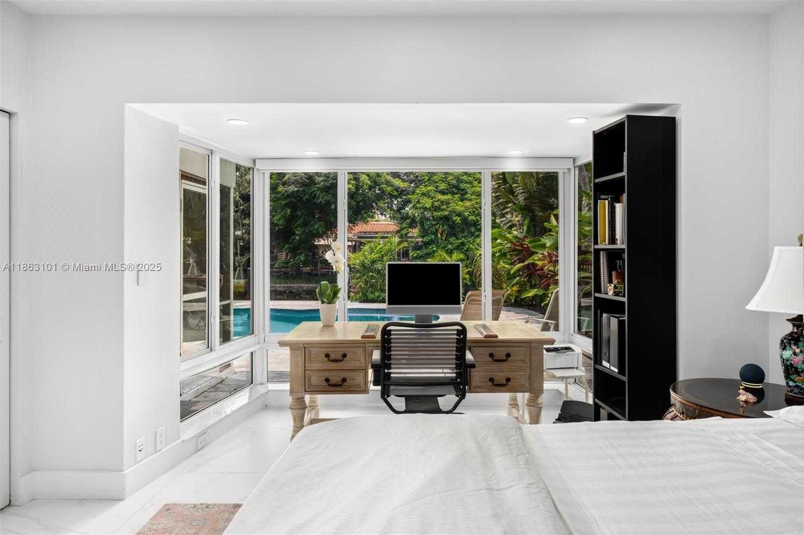 Small Image of 1410 CLEVELAND RD, Miami Beach Number 19