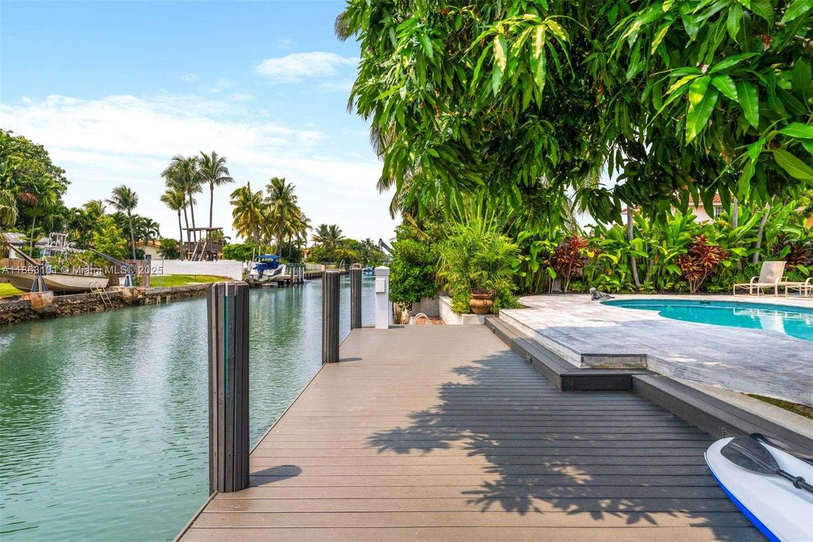 Small Image of 1410 CLEVELAND RD, Miami Beach Number 27