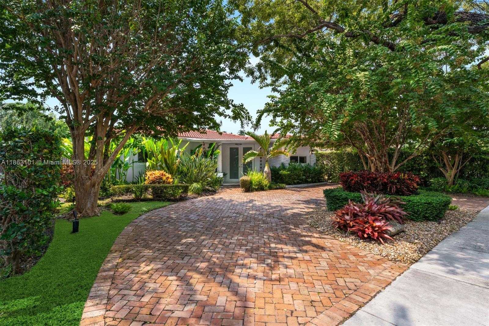 Small Image of 1410 CLEVELAND RD, Miami Beach Number 30