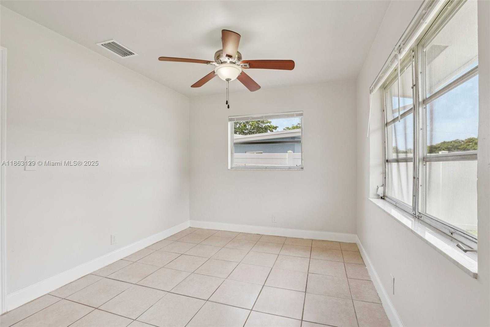 Small Image of 1630 SOUTH WEST 32ND CT, Fort Lauderdale Number 22