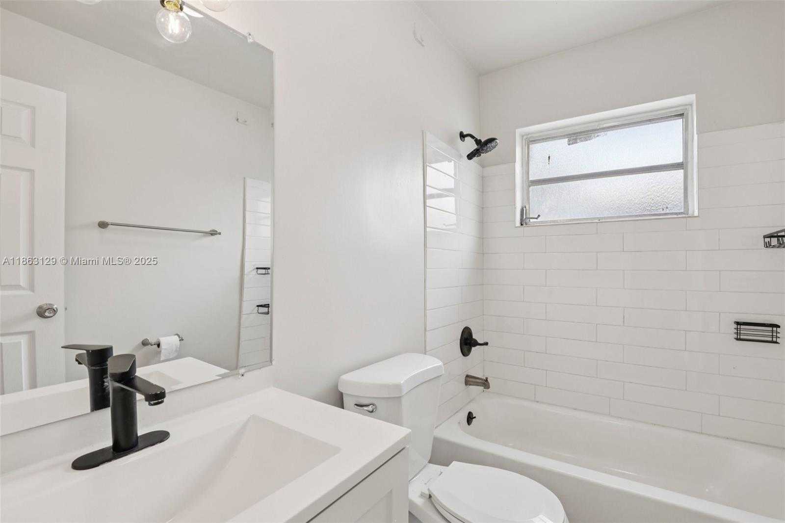 Small Image of 1630 SOUTH WEST 32ND CT, Fort Lauderdale Number 24