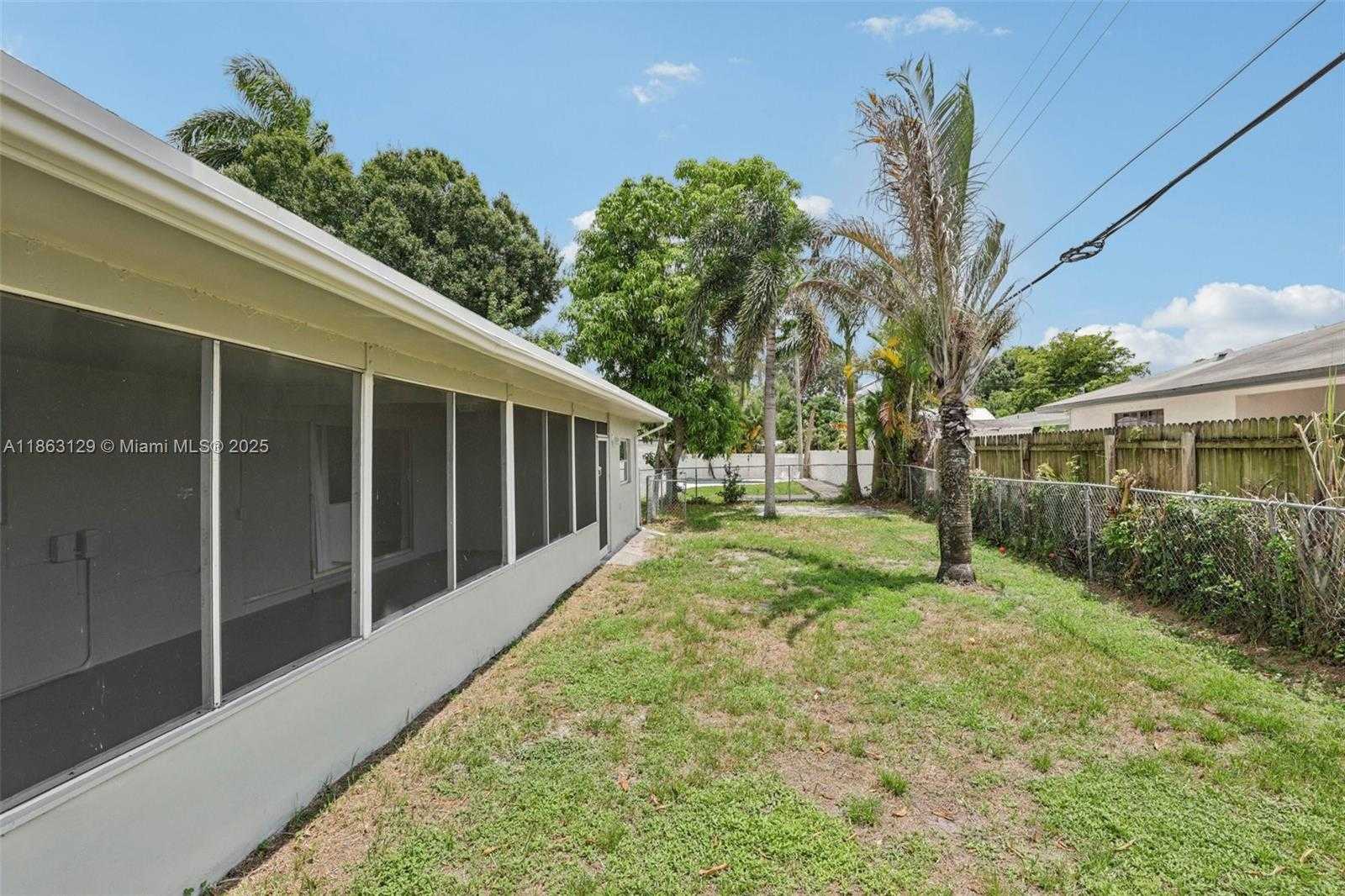 Small Image of 1630 SOUTH WEST 32ND CT, Fort Lauderdale Number 33