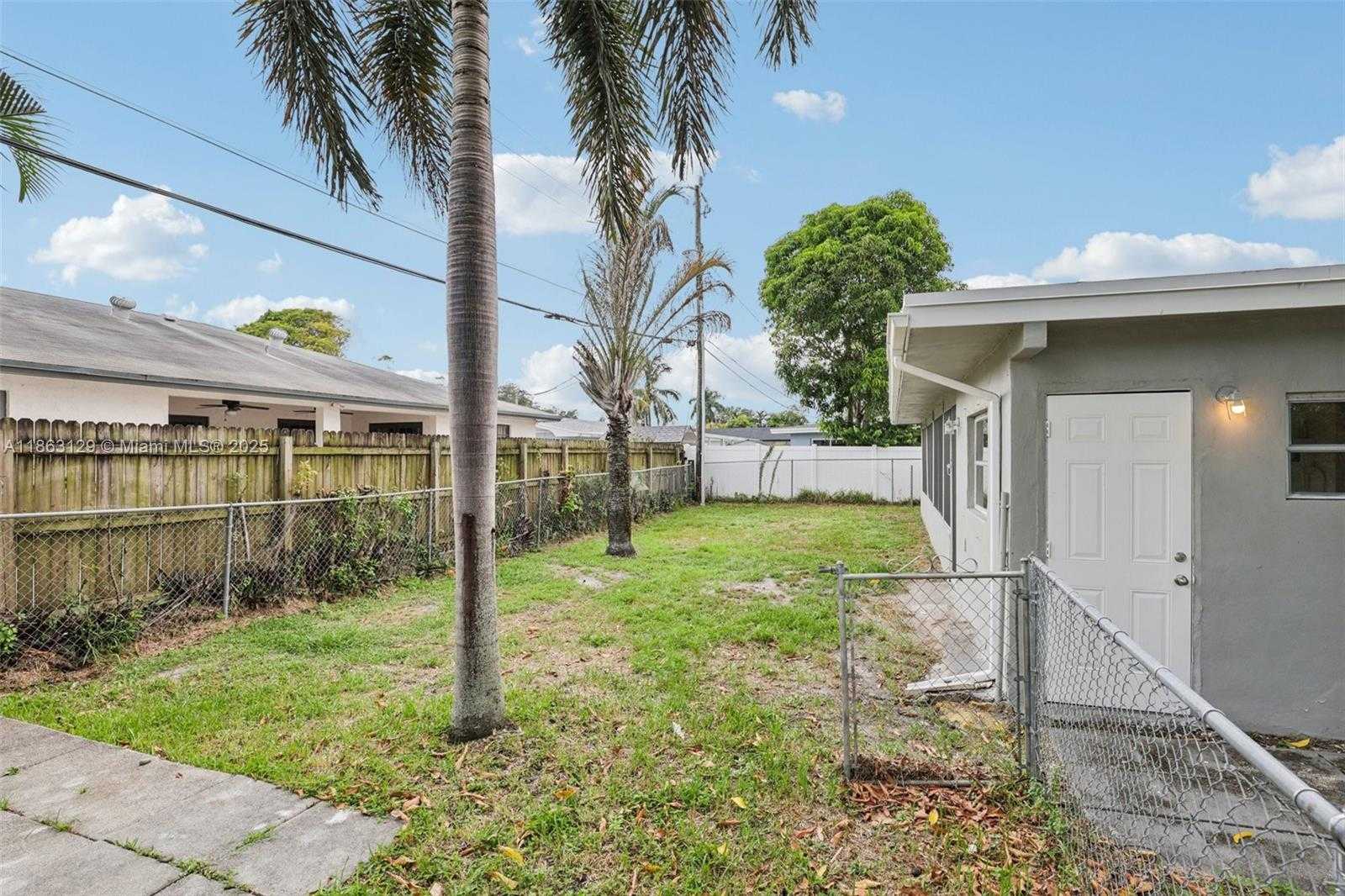 Small Image of 1630 SOUTH WEST 32ND CT, Fort Lauderdale Number 35