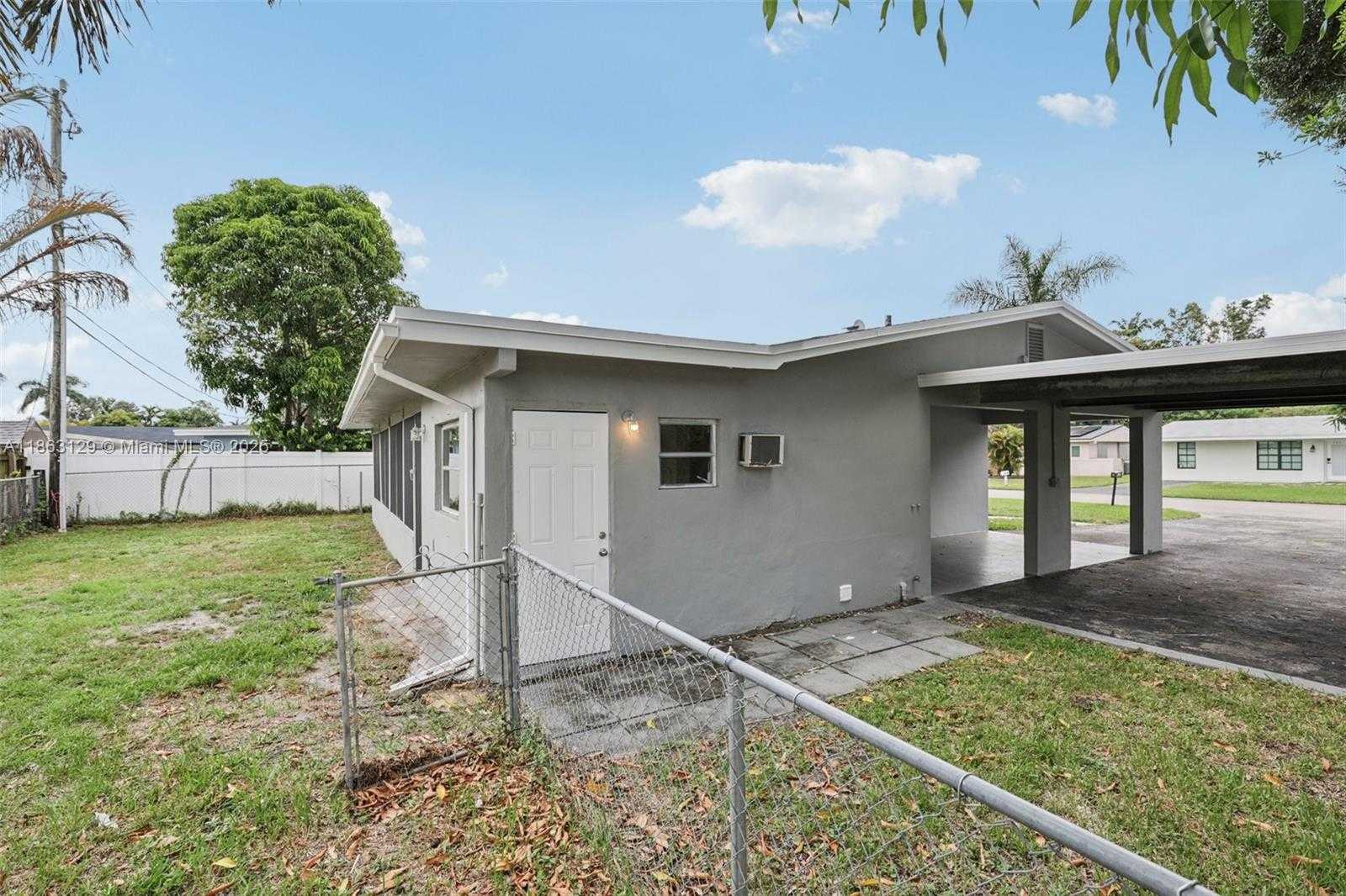Small Image of 1630 SOUTH WEST 32ND CT, Fort Lauderdale Number 36